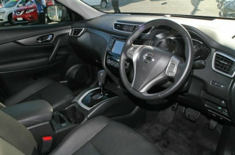 2015 NISSAN X-TRAIL ST-L (FWD) T32