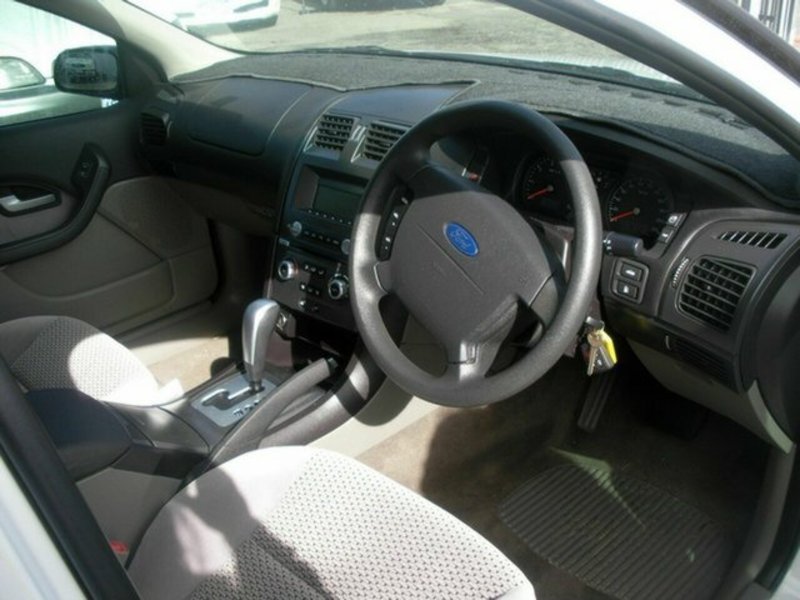 2004 FORD FALCON