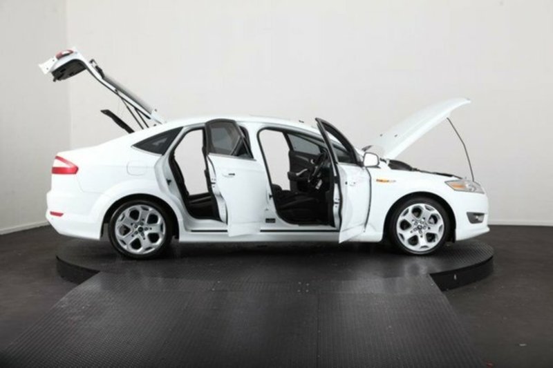 2010 FORD MONDEO TITANIUM MB