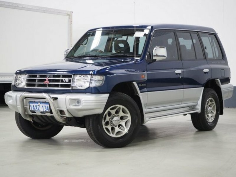 1998 MITSUBISHI PAJERO GLS LWB (4x4) NL