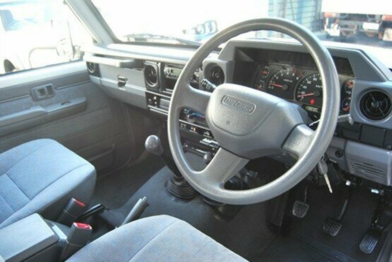 2009 TOYOTA LANDCRUISER GXL VDJ76R