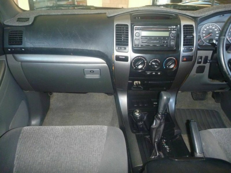 2004 TOYOTA LANDCRUISER PRADO GXL (4x4) GRJ120R