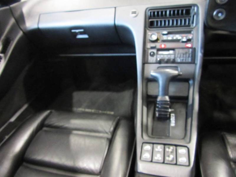 1986 PORSCHE 928 S