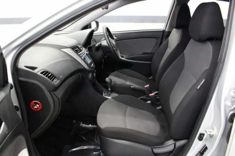 2014 HYUNDAI ACCENT ACTIVE RB2