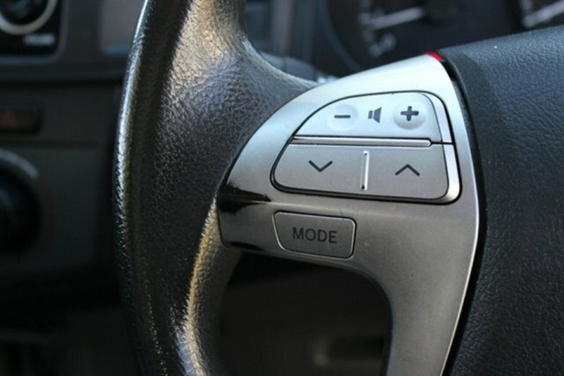 2012 TOYOTA HILUX SR (4x4) KUN26R MY12