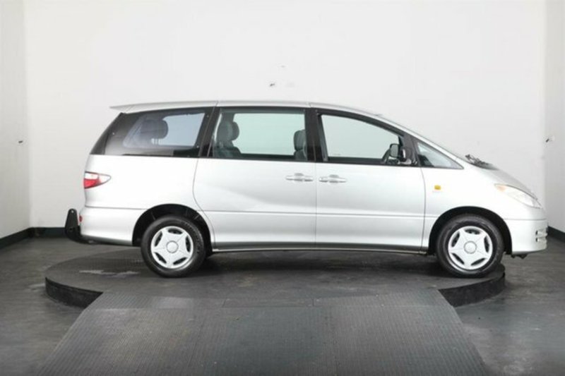 2003 TOYOTA TARAGO GLi ACR30R