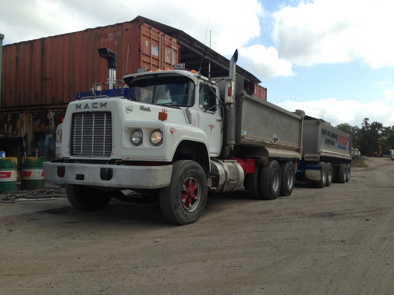 1988 MACK VALUE-LINER