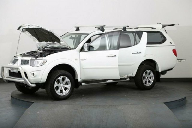2015 MITSUBISHI TRITON GLX-R (4x4) MN MY15