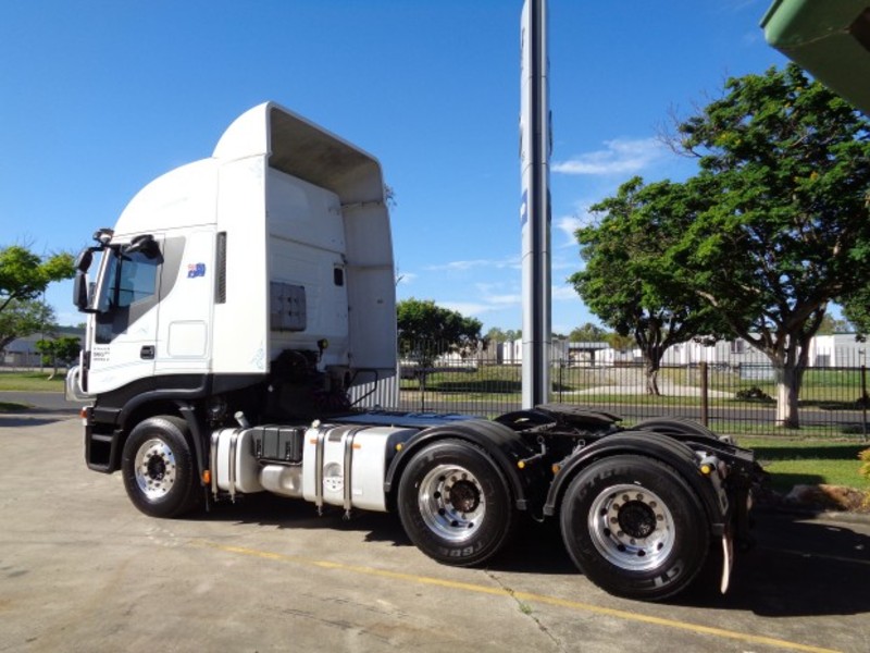 2015 IVECO Stralis 560 E5 Truck