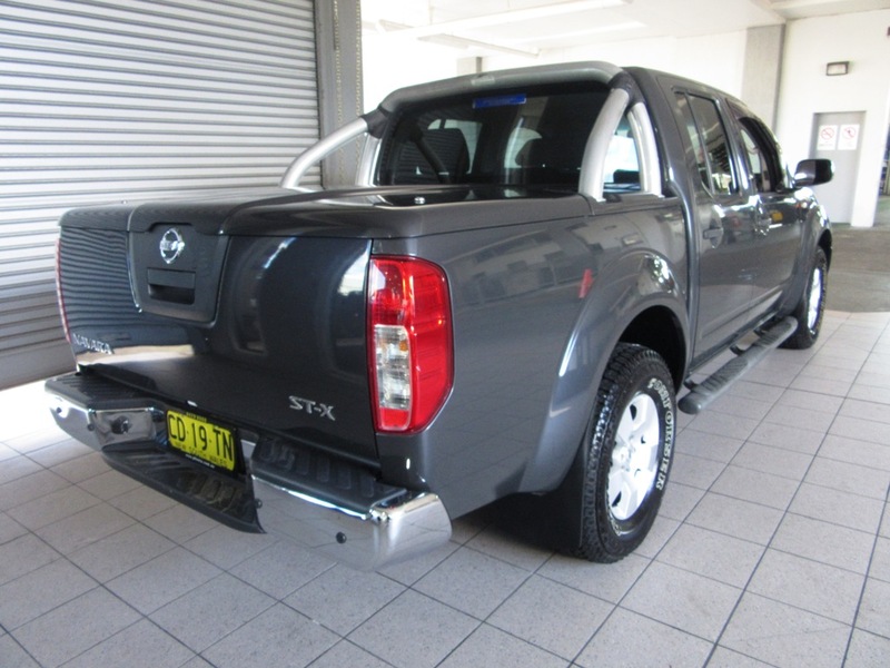 2006 NISSAN NAVARA ST-X (4x2) D40