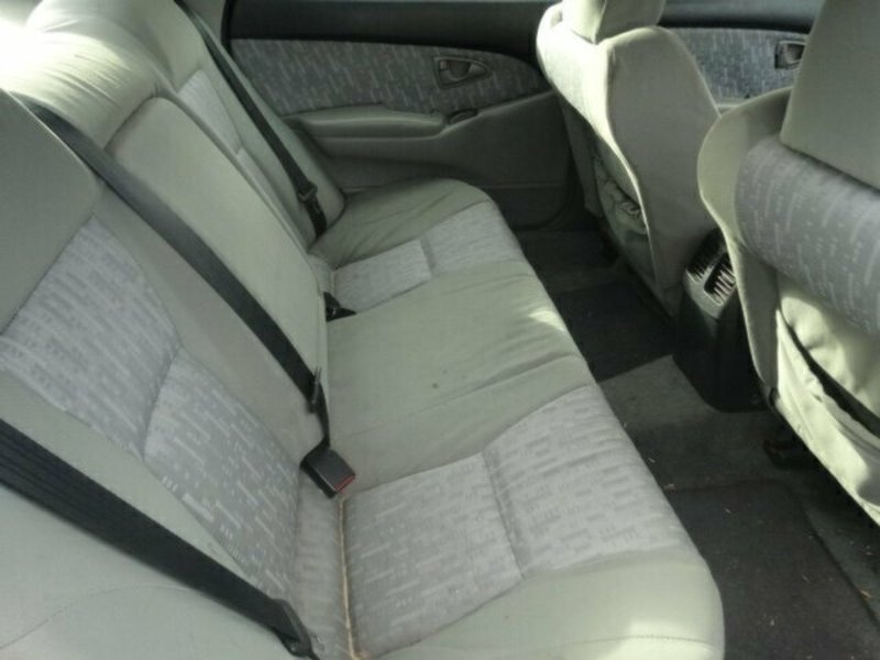 2003 MITSUBISHI MAGNA ES TL