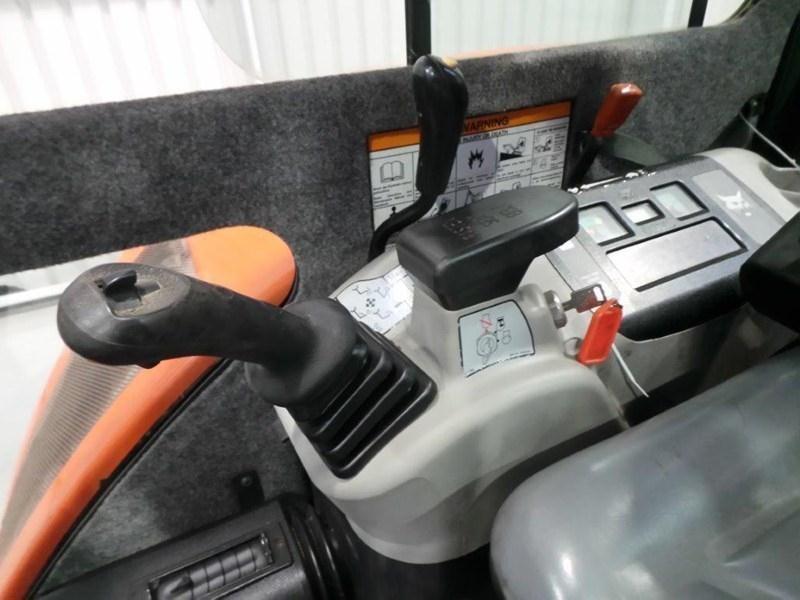 2004 BOBCAT 435 EXCAVATOR