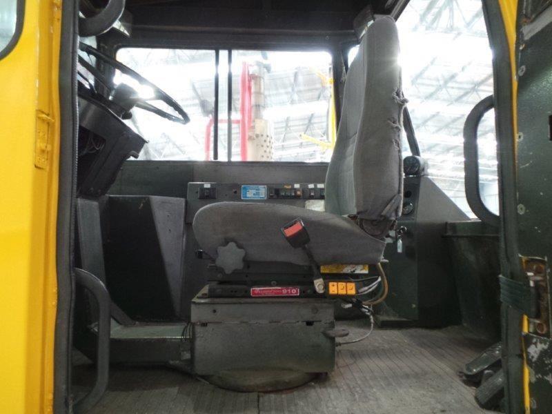 BOLLNAS BT25 Terminal Tractor