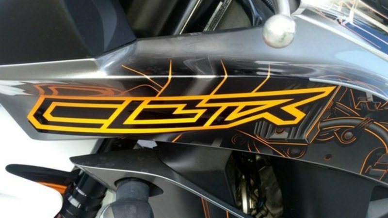 2011 HONDA CBR600RR