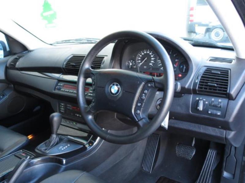 2004 BMW X5 3.0i E53