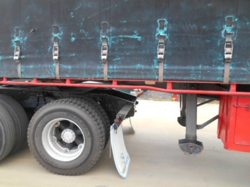 1989 Freighter Curtainsider Semi Trailer