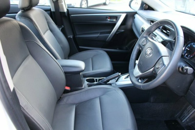 2014 TOYOTA COROLLA ZR ZRE172R