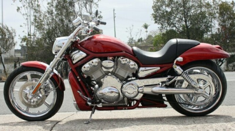 2005 HARLEY-DAVIDSON VRSCSE SCREAMIN` EAGLE V-ROD