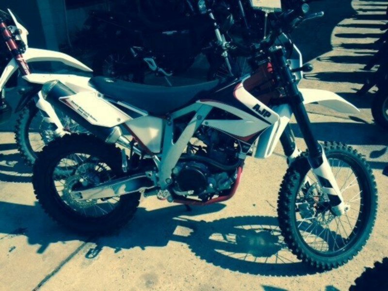 2015 AJP PR5 250 Enduro EFI