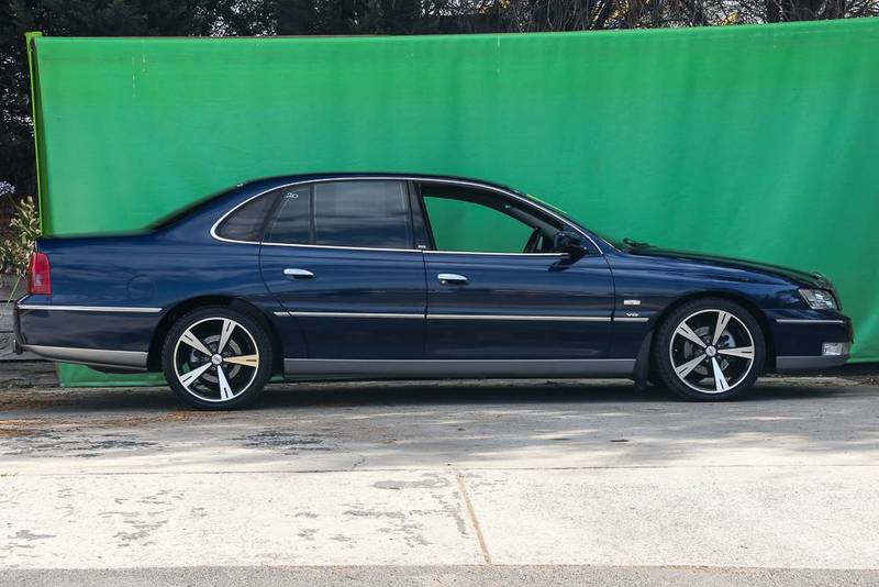 2004 HOLDEN STATESMAN V8 WK
