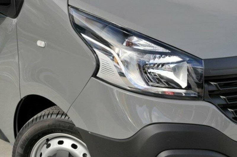 2017 RENAULT TRAFIC SWB X82 MY17