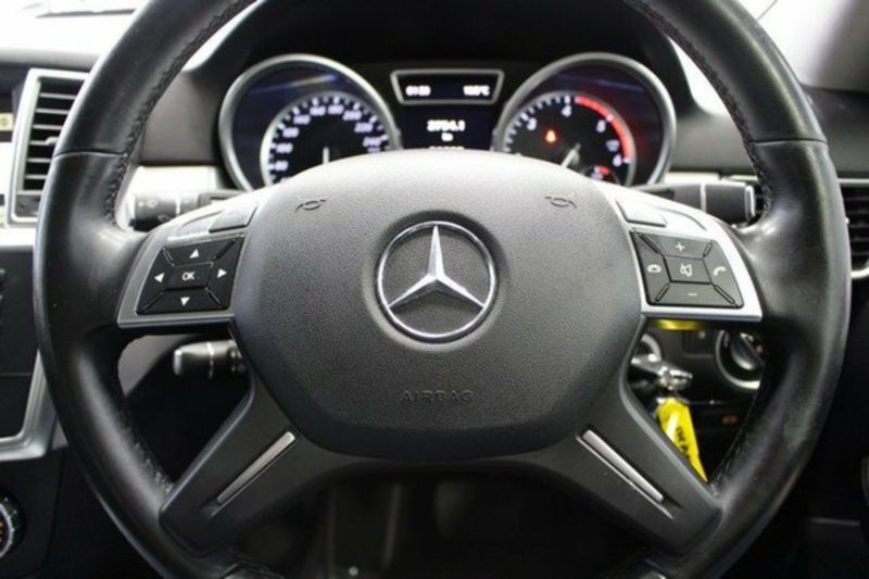 2012 MERCEDES-BENZ ML 250 CDI BLUETEC (4x4) 166