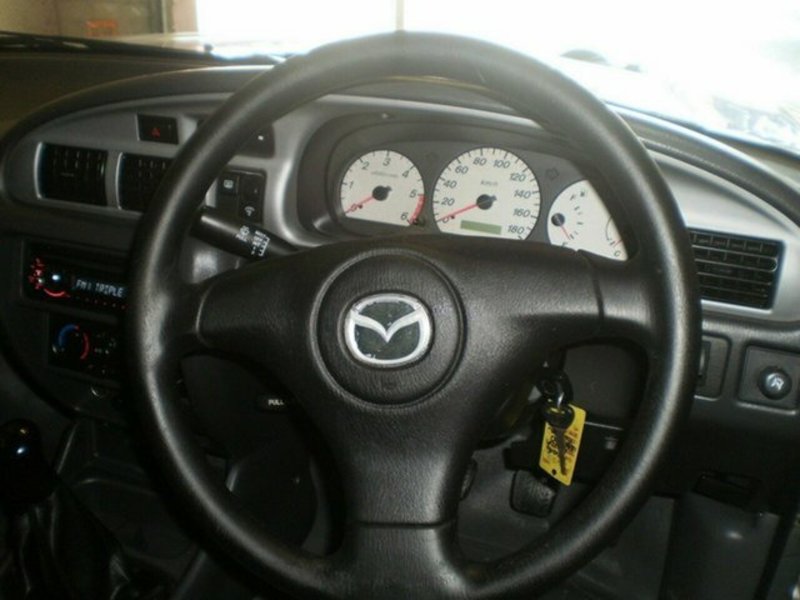 2006 MAZDA B2500 BRAVO SDX (4x4)