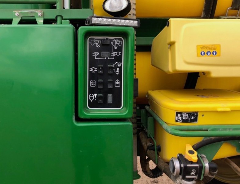 2012 JOHN DEERE 5430i Sprayer