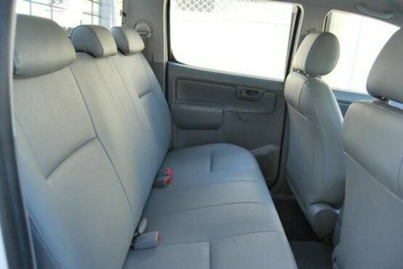 2011 TOYOTA HILUX Workmate Double Cab TGN16R MY12