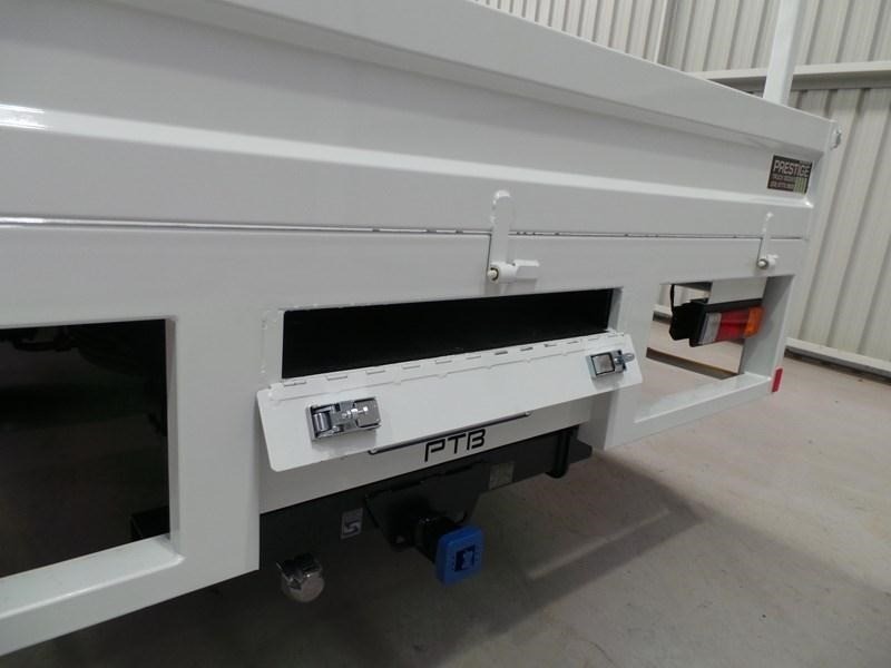 2017 FUSO Canter 615 Canter 615 Truck