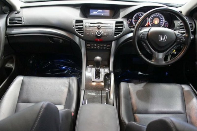 2011 HONDA ACCORD EURO LUXURY 10 MY12