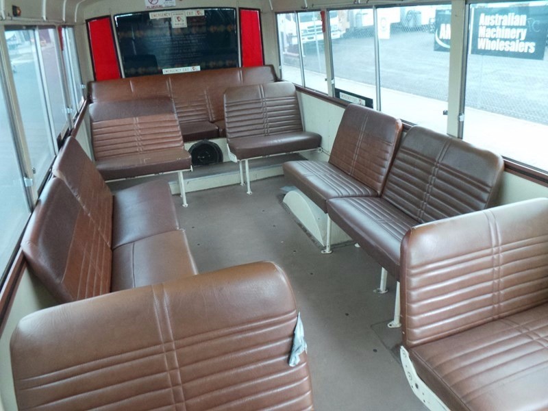 1984 HINO AC140 Bus