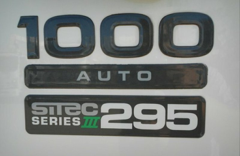 2015 ISUZU FVR1000 F