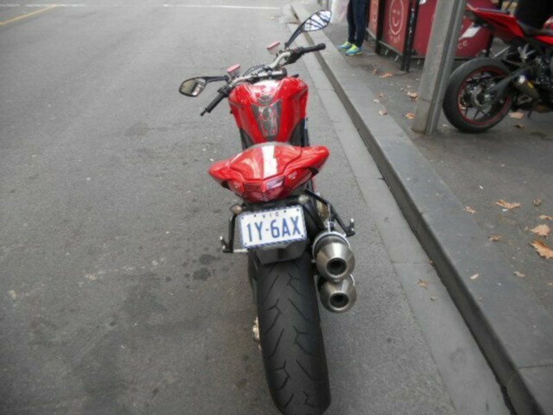 2009 DUCATI 1100CC STREETFIGHTER MY09