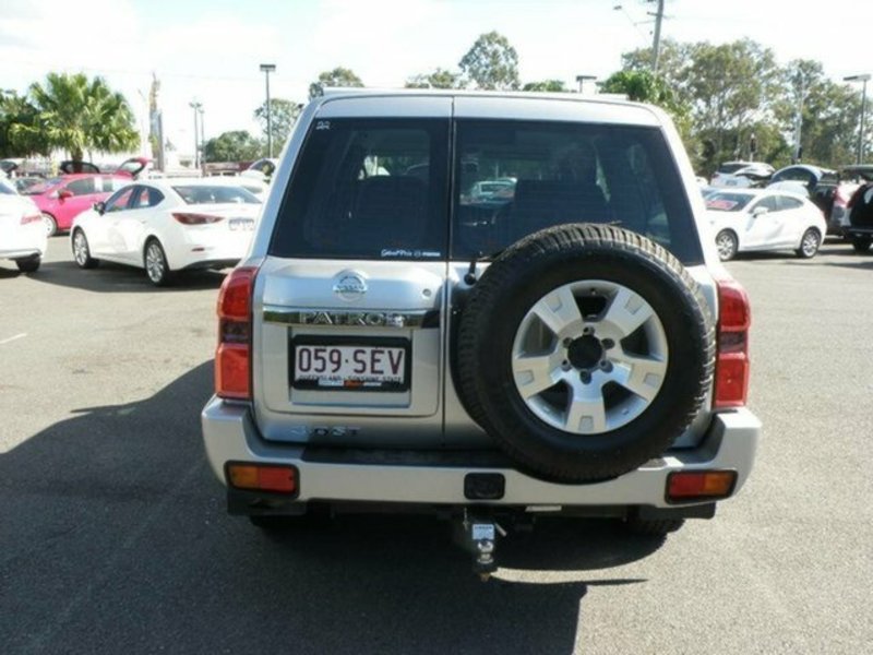 2011 NISSAN PATROL ST (4x4) GU VII