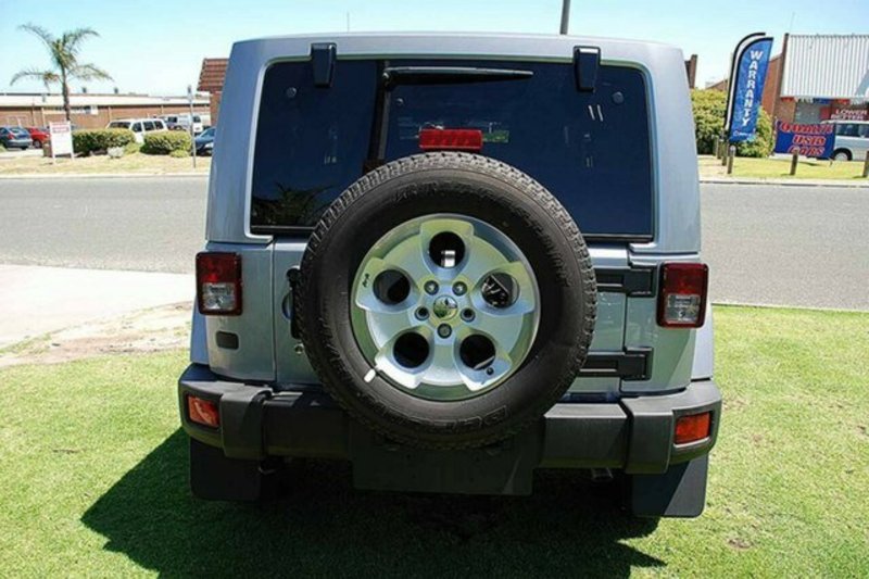 2014 JEEP WRANGLER OVERLAND JK MY13