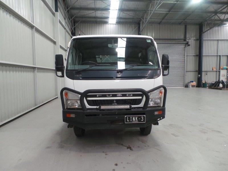 2010 MITSUBISHI CANTER