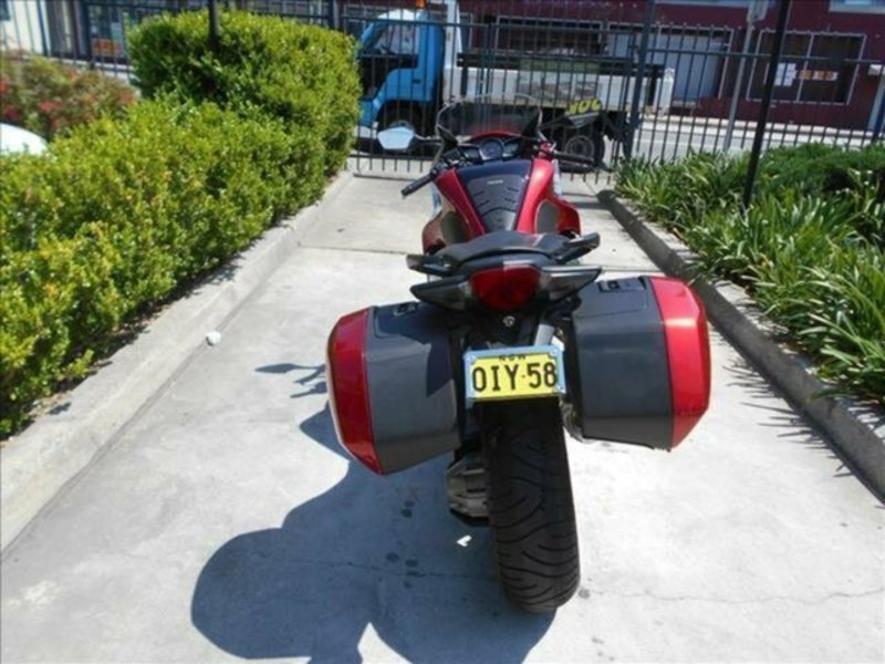 2010 HONDA 1200CC VFR1200F A