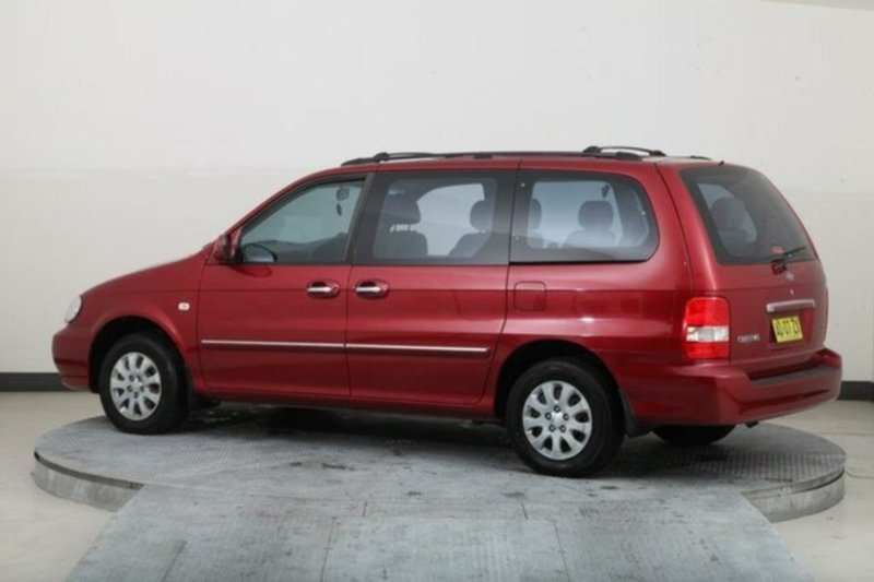 2005 KIA CARNIVAL LS KV11