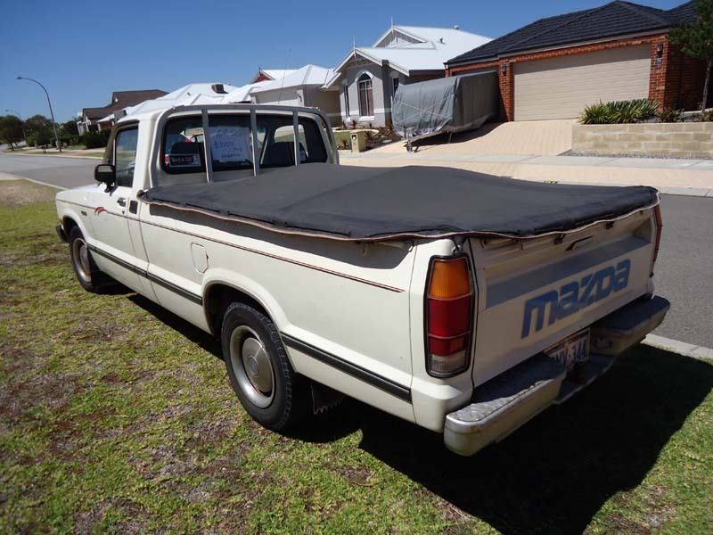 1985 MAZDA B2000 DLX