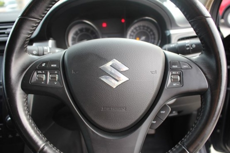 2010 SUZUKI KIZASHI XL FR
