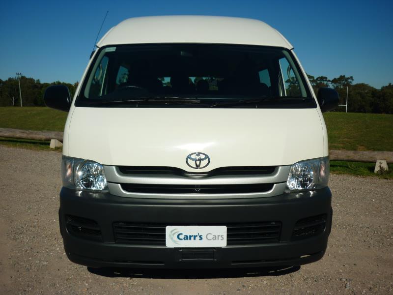 2011 TOYOTA HIACE COMMUTER TRH223R MY11