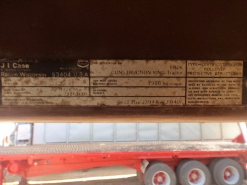 CASE 580K Backhoe Loader