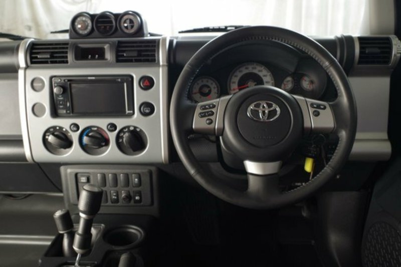 2016 TOYOTA FJ CRUISER GSJ15R MY14