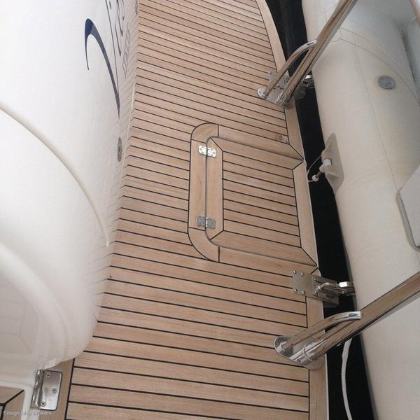 Riviera M430 Sports Cruiser