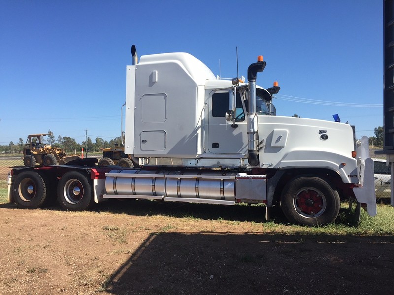 2008 MACK TITAN TITAN Truck