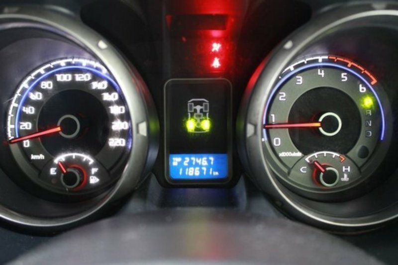 2011 MITSUBISHI PAJERO GLX LWB (4x4) NW MY12