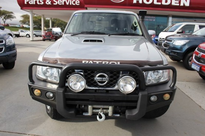 2012 NISSAN PATROL ST GU 8