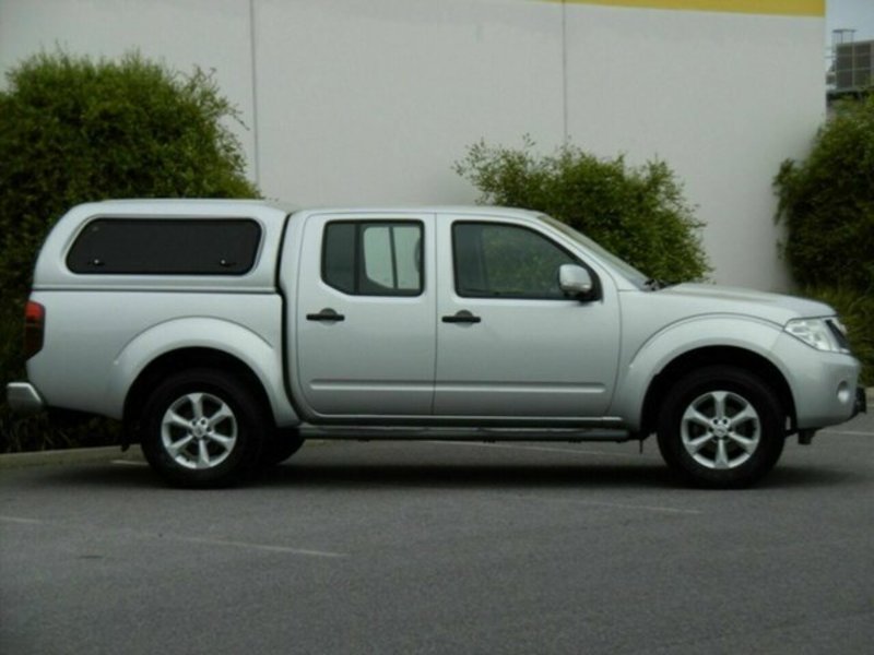 2012 NISSAN NAVARA ST (4x4) D40