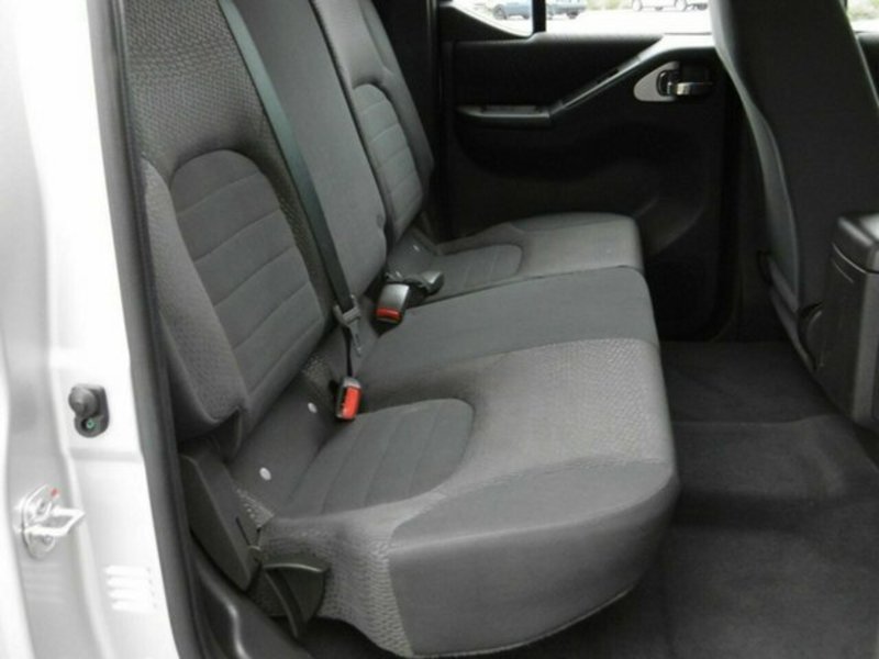 2012 NISSAN NAVARA ST (4x4) D40